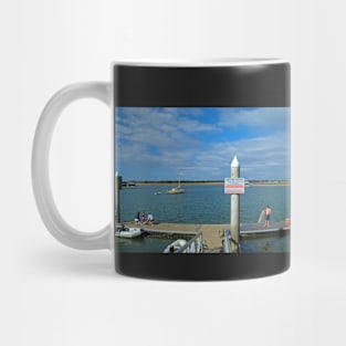 Broadwater, Labrador, GoldCoast Mug